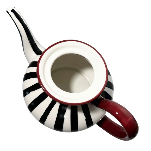 Killstar Teapot 38.7 oz Calagari Ceramic Black White Stripe - Picture 5 of 9